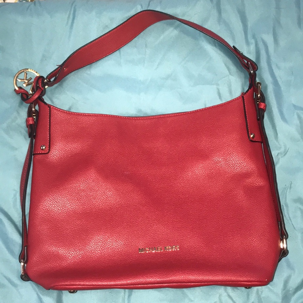 Michael Kors red tote bag. Great condition read